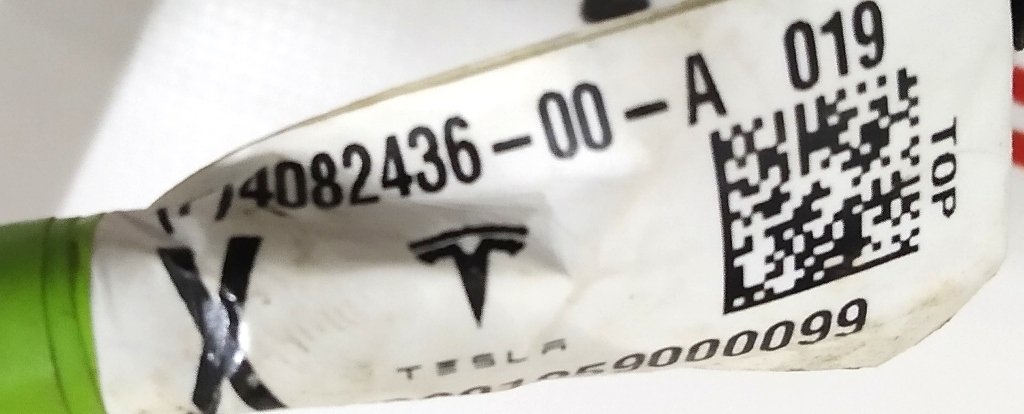 1 Assembly, Harness, MDLX, Left Hand Drive, Instrument Panel, Prem AUD Tesla Model X 4082436-00-A